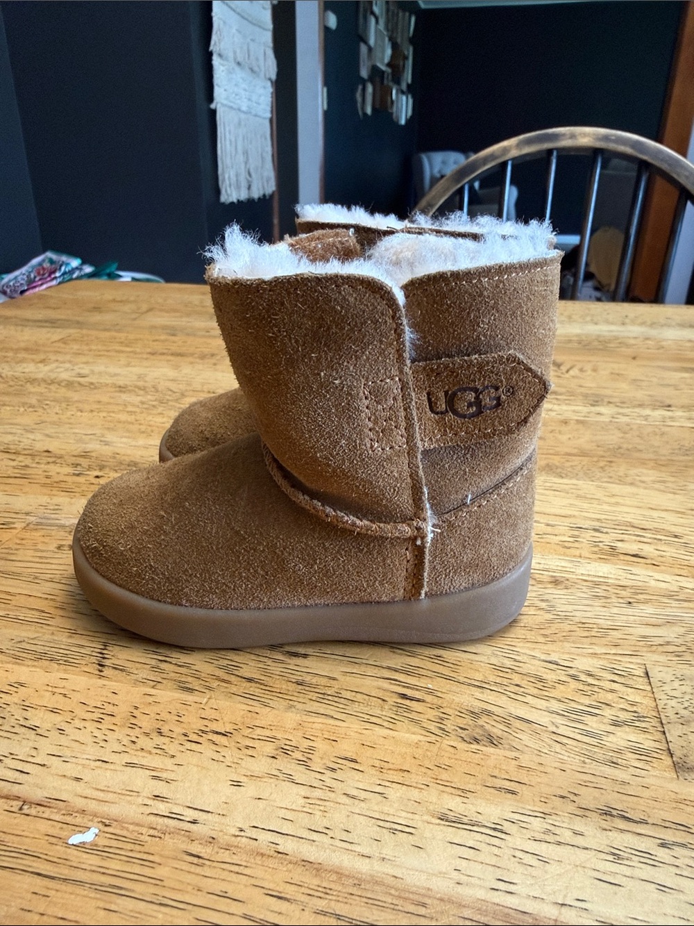 UGG Kids Short Shearling Boot - Chestnut Brown